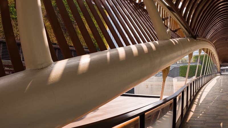 FRP bridge deck replacement project using lightweight composite panels